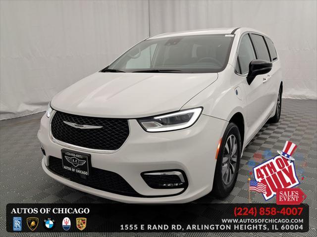 used 2024 Chrysler Pacifica Hybrid car, priced at $34,549