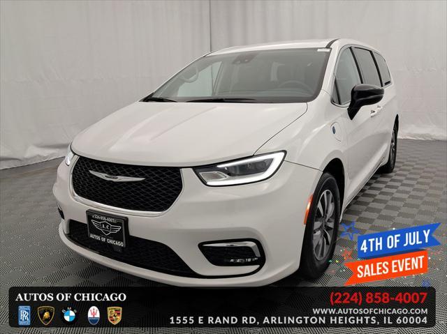 used 2024 Chrysler Pacifica Hybrid car, priced at $33,549