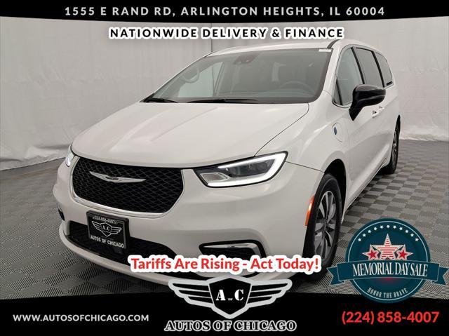 used 2024 Chrysler Pacifica Hybrid car, priced at $34,549