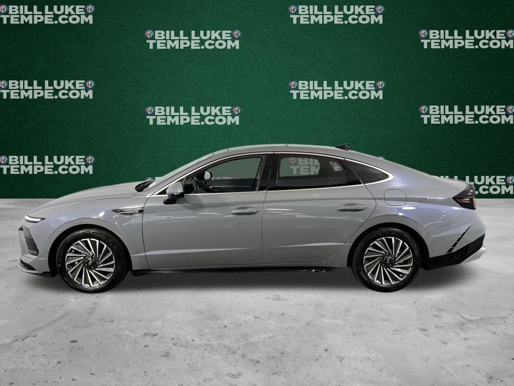used 2024 Hyundai Sonata Hybrid car, priced at $26,975