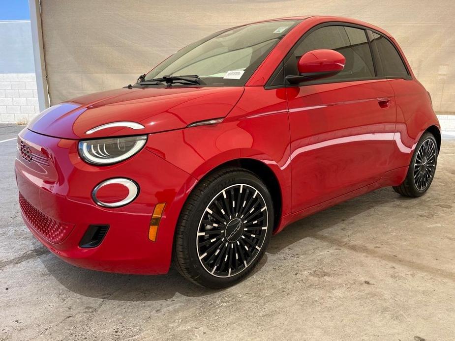 new 2024 FIAT 500e car, priced at $34,095