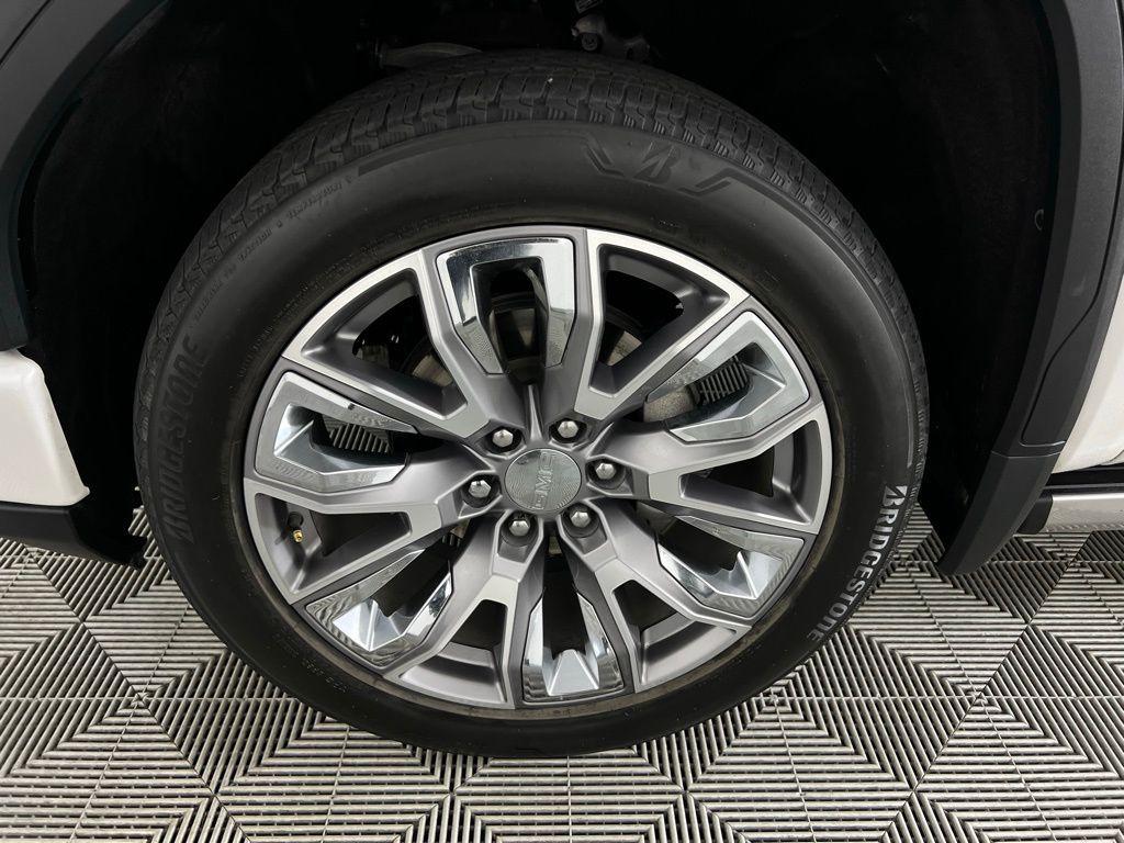 used 2024 GMC Sierra 1500 car, priced at $50,073