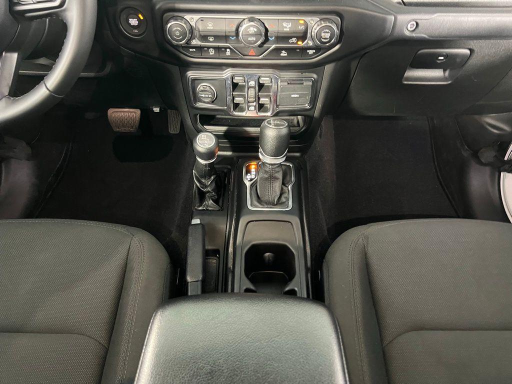 used 2022 Jeep Gladiator car, priced at $27,875