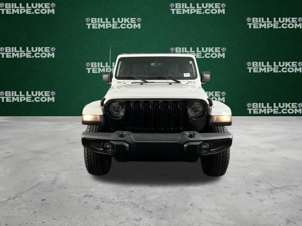 used 2022 Jeep Gladiator car, priced at $27,875
