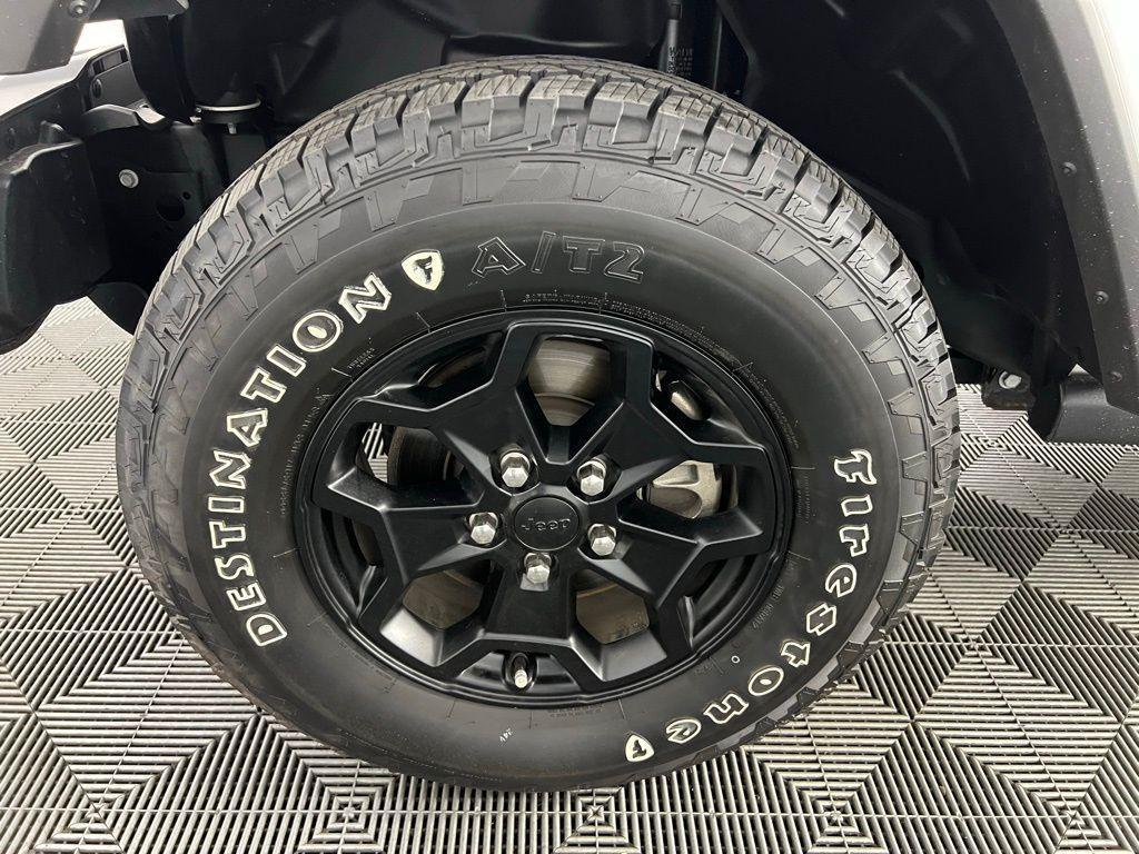 used 2022 Jeep Gladiator car, priced at $27,875