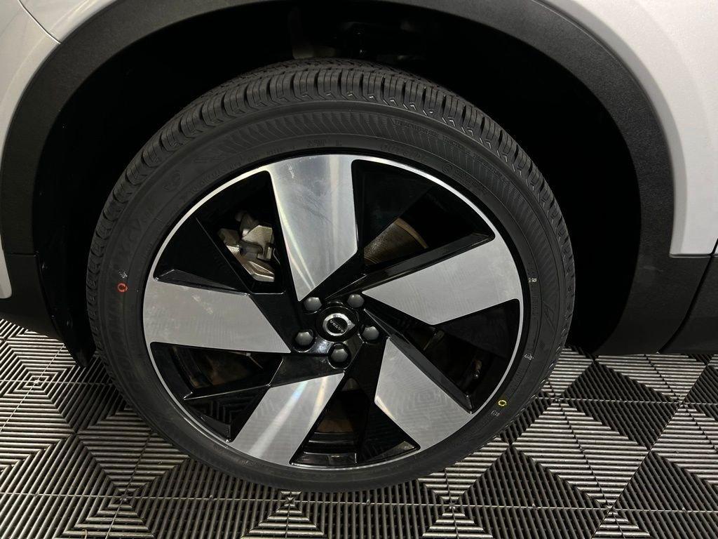 used 2023 Volvo XC40 Recharge Pure Electric car, priced at $25,673