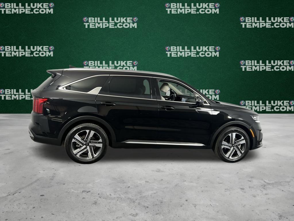 used 2023 Kia Sorento Hybrid car, priced at $32,000