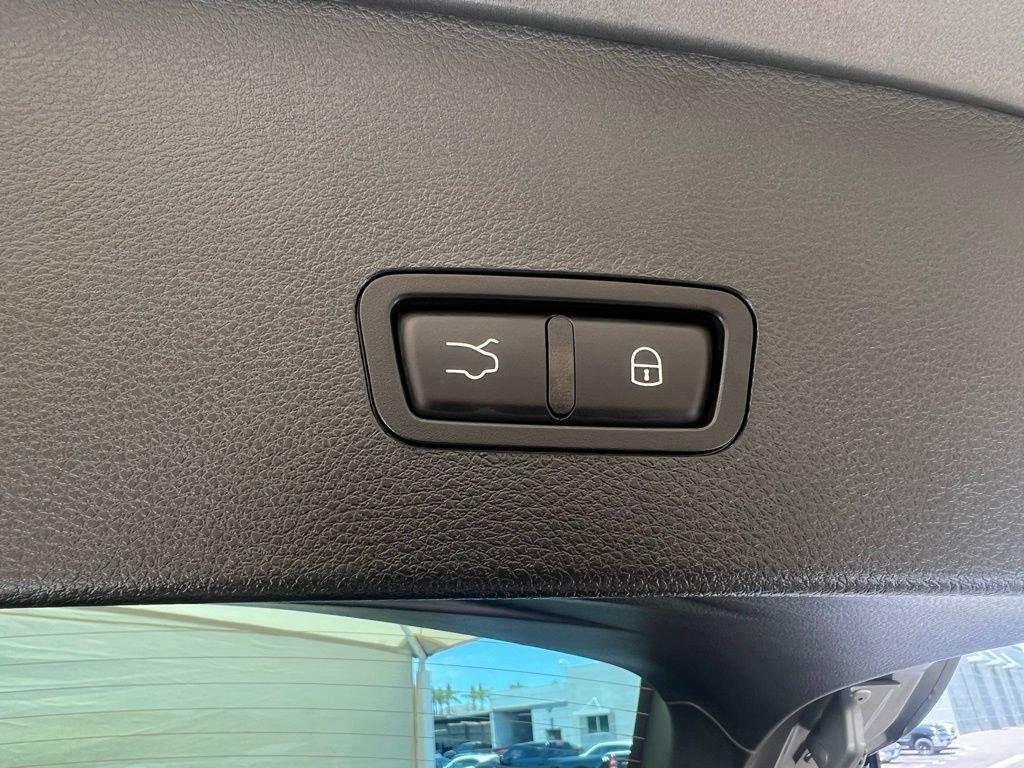 new 2024 Alfa Romeo Tonale car, priced at $35,500