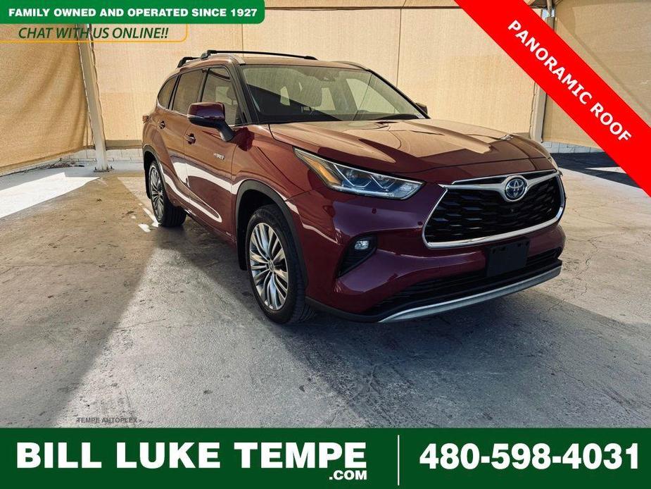 used 2020 Toyota Highlander Hybrid car, priced at $39,988