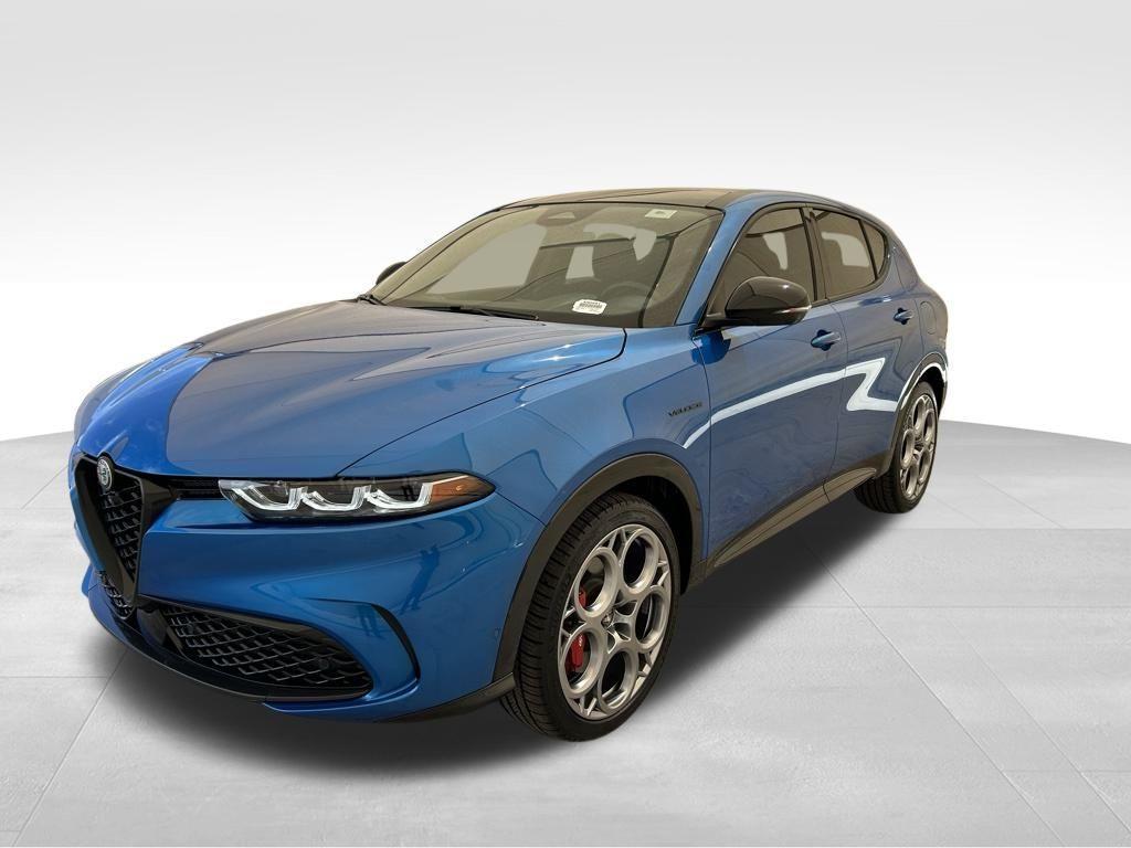 new 2024 Alfa Romeo Tonale car, priced at $47,895