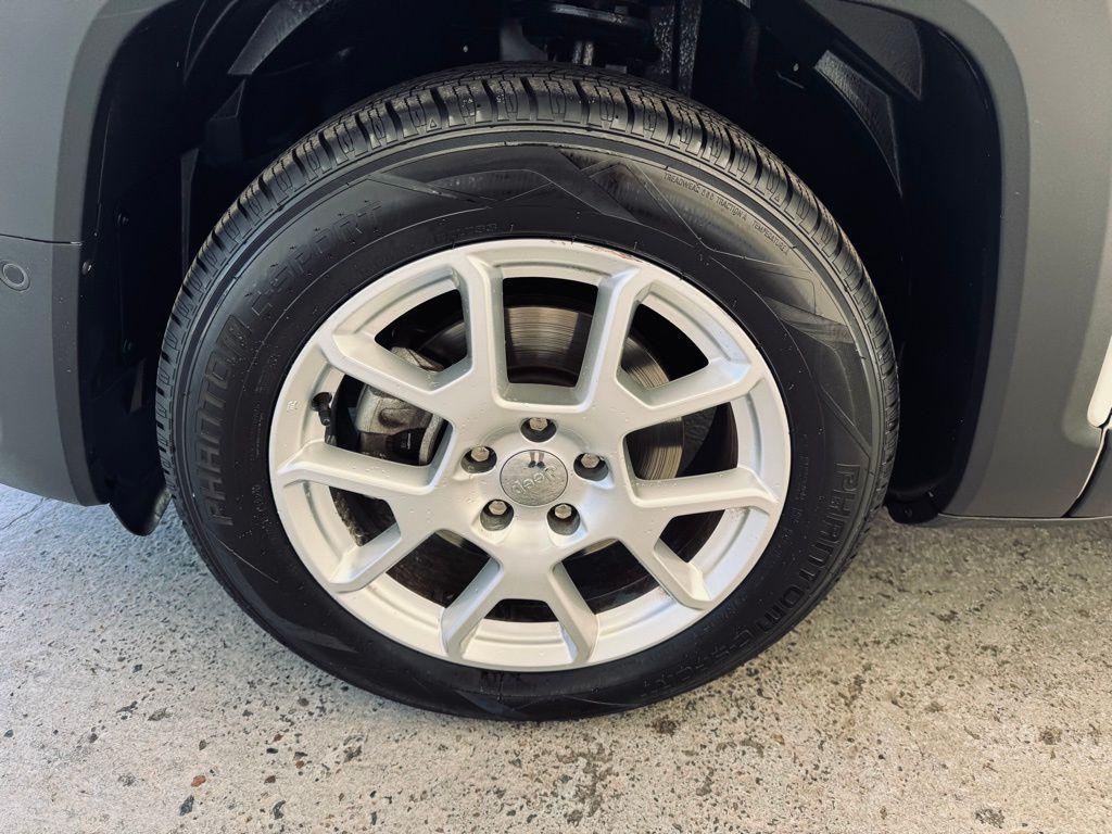 used 2021 Jeep Renegade car, priced at $21,949