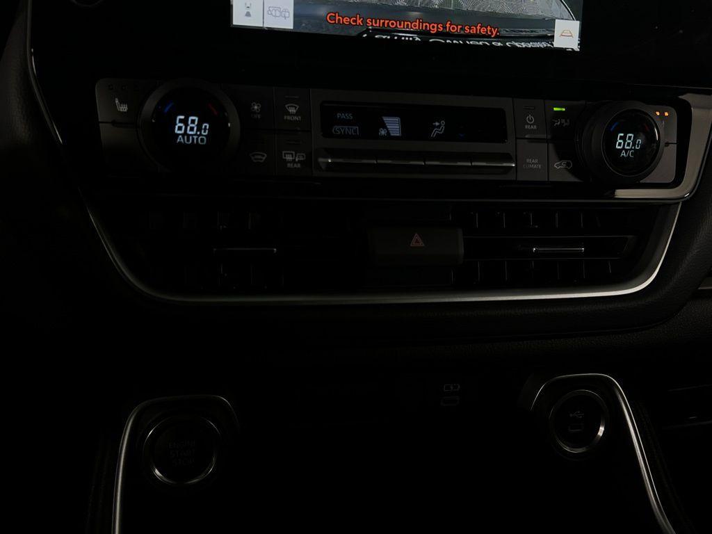 used 2025 Toyota Grand Highlander car, priced at $43,073