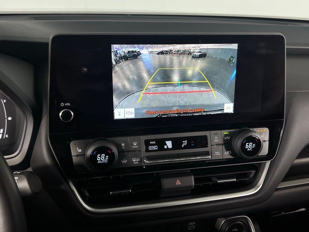 used 2025 Toyota Grand Highlander car, priced at $43,073