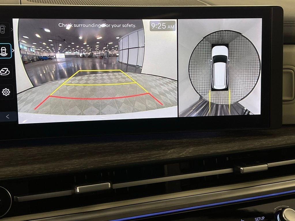 used 2025 Hyundai Santa Fe car, priced at $41,673