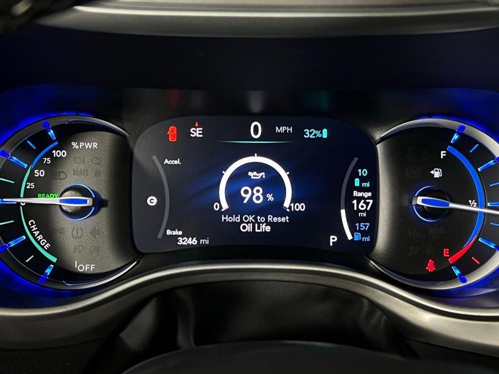 used 2025 Chrysler Pacifica Hybrid car, priced at $39,573