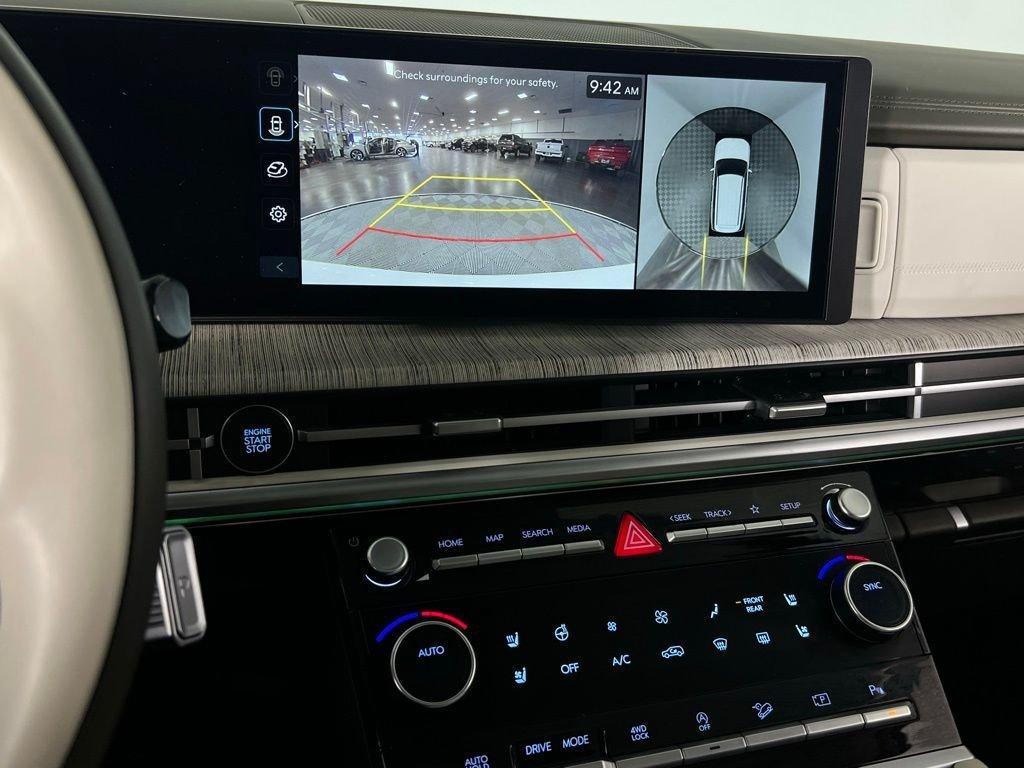 used 2024 Hyundai Santa Fe car, priced at $35,575