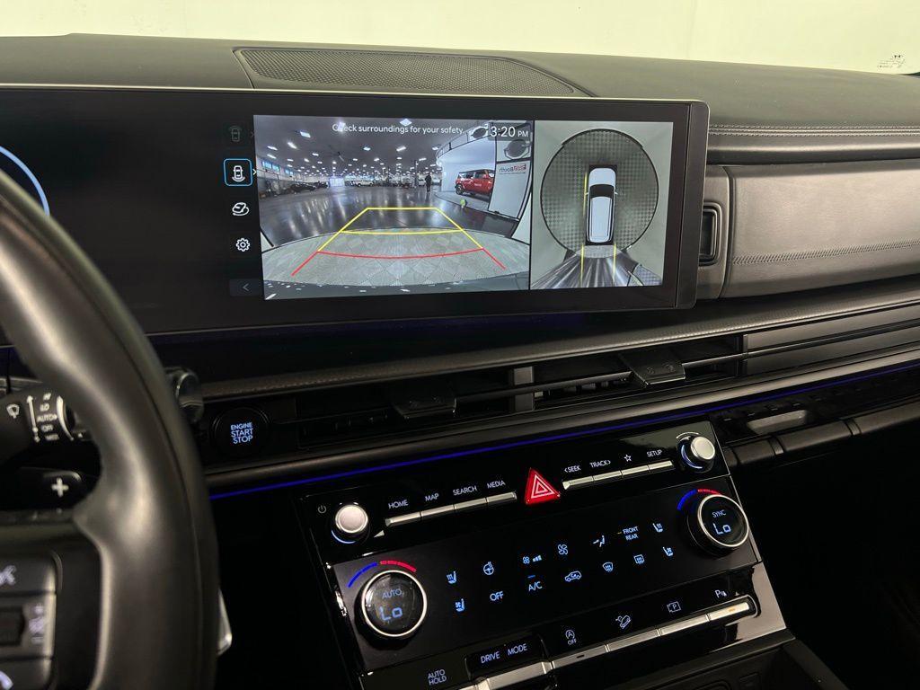 used 2024 Hyundai Santa Fe car, priced at $29,975