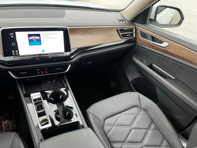 used 2024 Volkswagen Atlas car, priced at $30,273