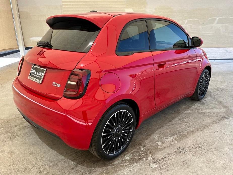 new 2024 FIAT 500e car, priced at $34,095