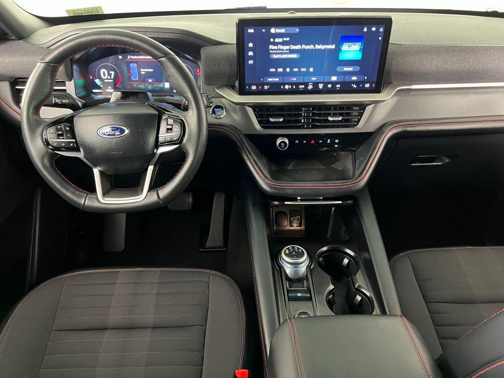 used 2025 Ford Explorer car, priced at $40,773