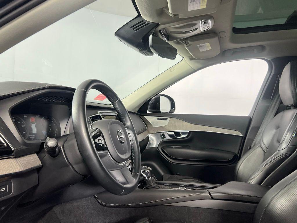used 2022 Volvo XC90 car, priced at $39,873