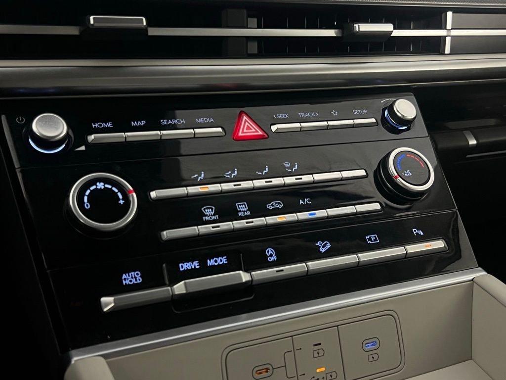 used 2024 Hyundai Santa Fe car, priced at $23,475