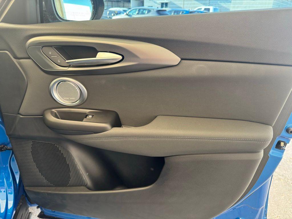 new 2024 Alfa Romeo Tonale car, priced at $35,350