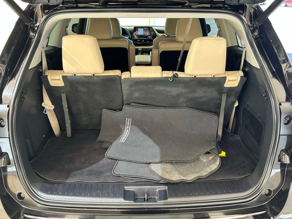 used 2021 Toyota Highlander car, priced at $26,573