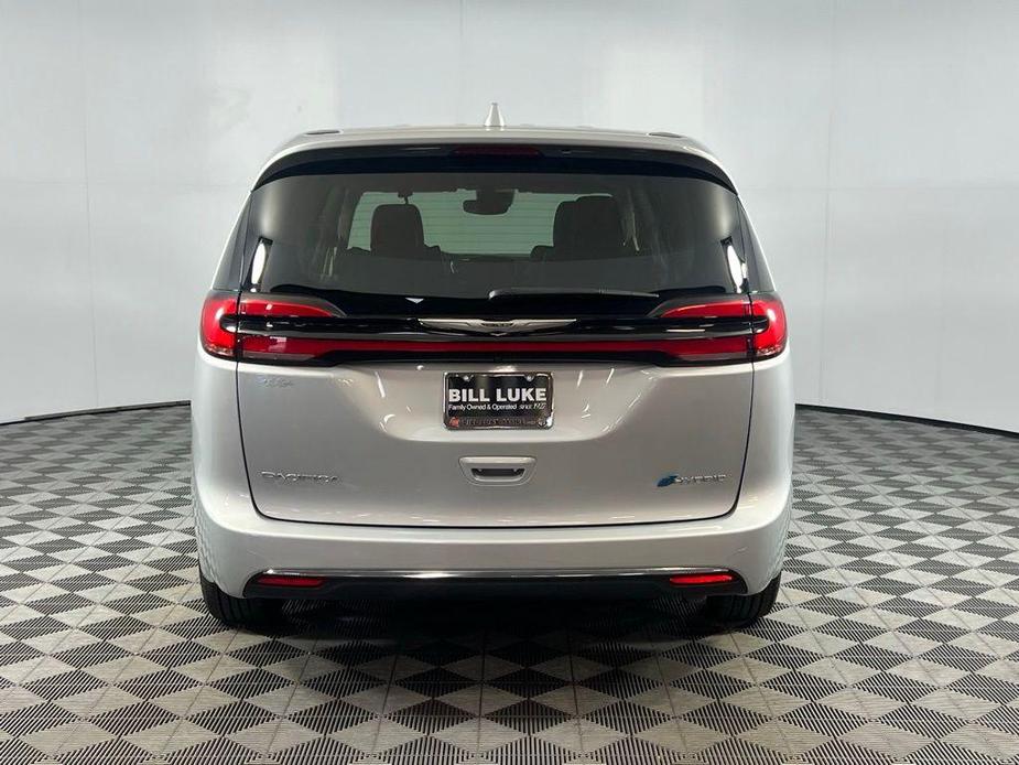 used 2022 Chrysler Pacifica Hybrid car, priced at $24,675