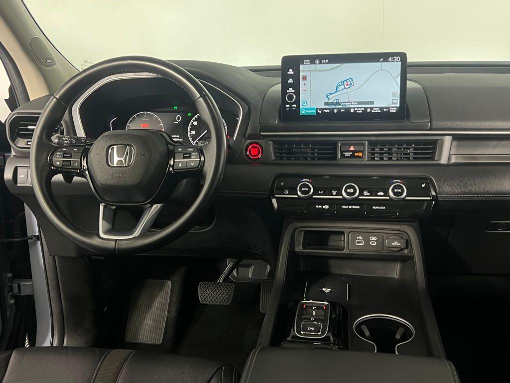 used 2025 Honda Pilot car, priced at $39,373