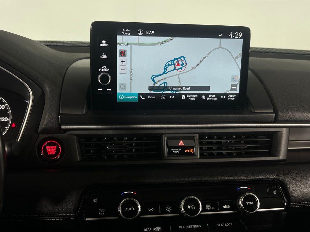 used 2025 Honda Pilot car, priced at $39,373