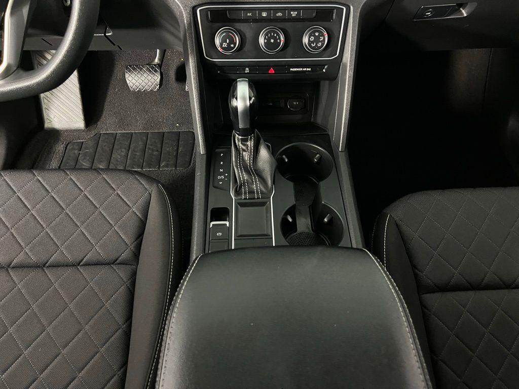 used 2021 Volkswagen Atlas car, priced at $19,075