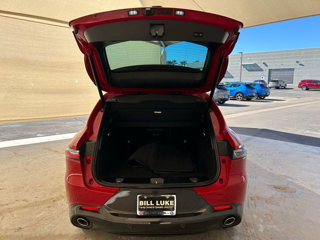 new 2024 Alfa Romeo Tonale car, priced at $34,190