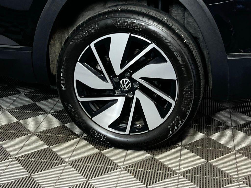 used 2024 Volkswagen Atlas car, priced at $26,475