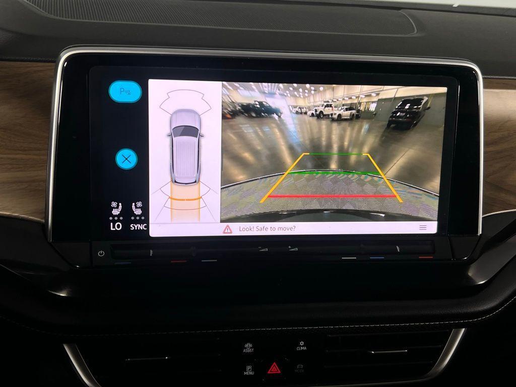 used 2024 Volkswagen Atlas car, priced at $26,475