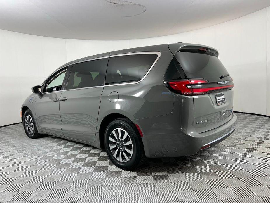 used 2022 Chrysler Pacifica Hybrid car, priced at $25,075