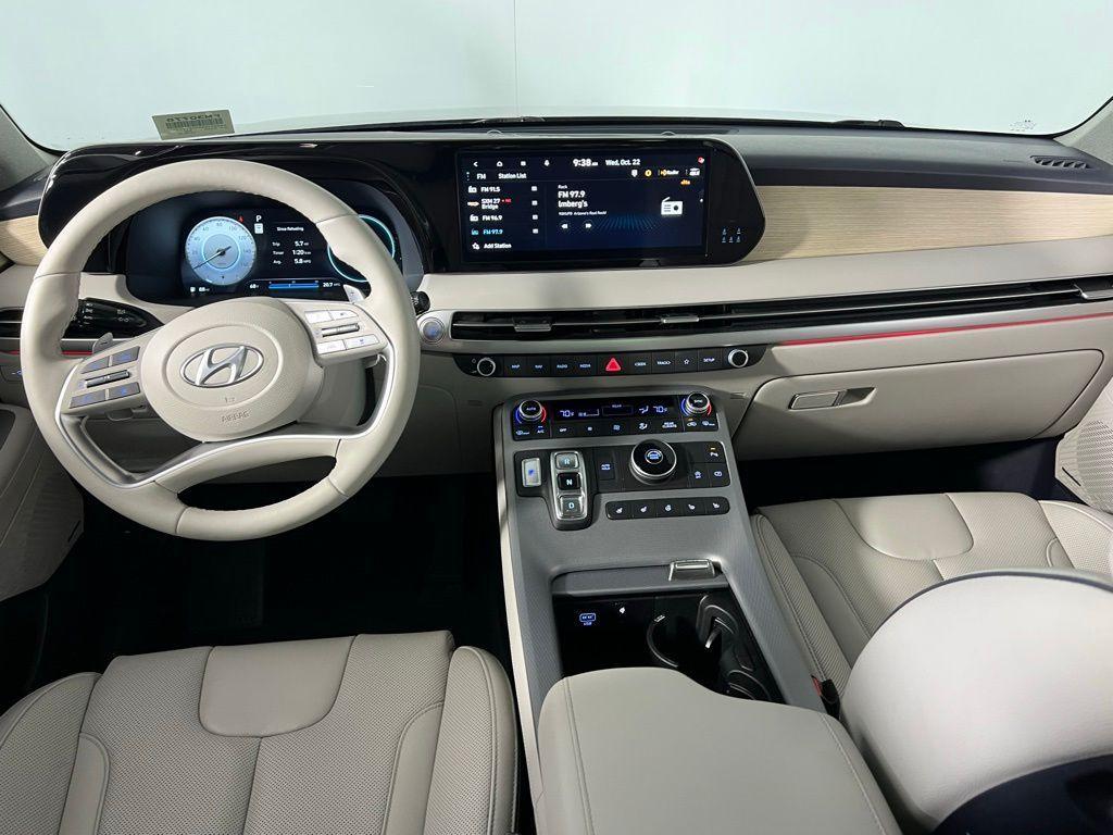 used 2025 Hyundai Palisade car, priced at $39,973