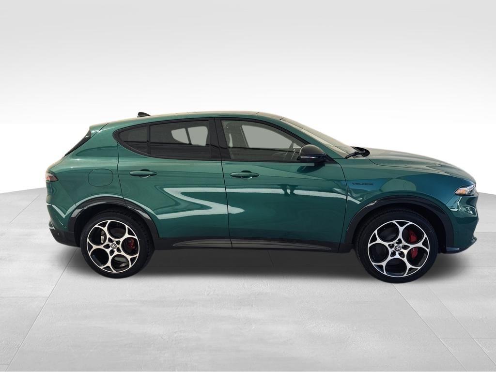 new 2024 Alfa Romeo Tonale car, priced at $51,335