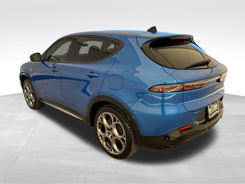 new 2024 Alfa Romeo Tonale car, priced at $55,645