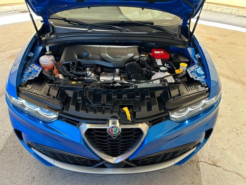 new 2024 Alfa Romeo Tonale car, priced at $55,645