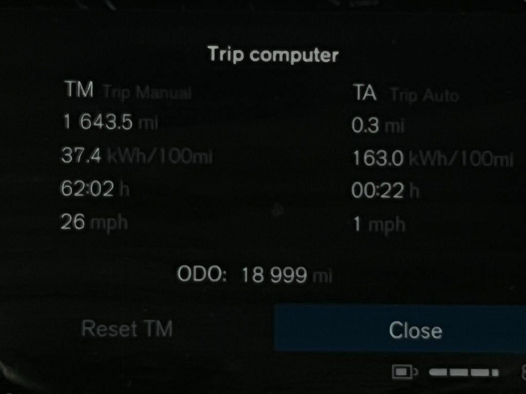 used 2023 Volvo XC40 Recharge Pure Electric car, priced at $31,973