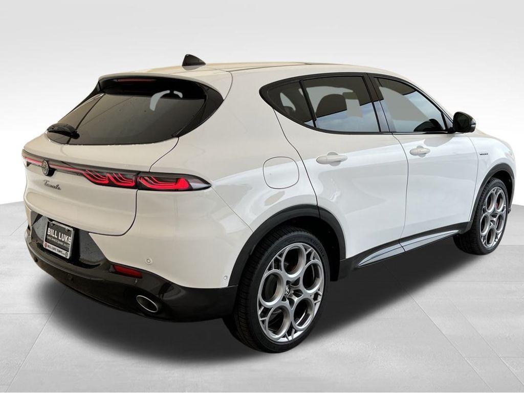 new 2024 Alfa Romeo Tonale car, priced at $49,640