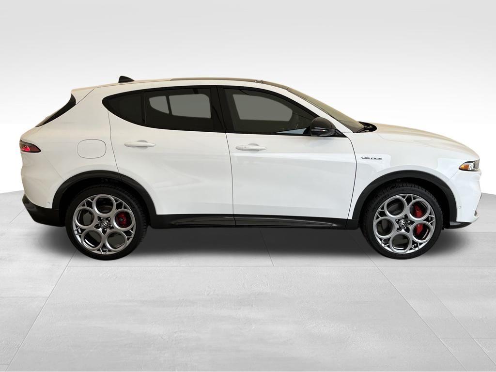 new 2024 Alfa Romeo Tonale car, priced at $49,640