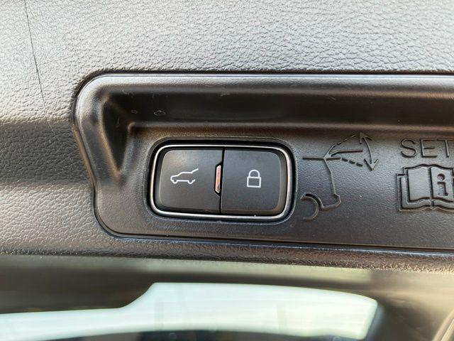 used 2022 Ford Explorer car, priced at $27,973
