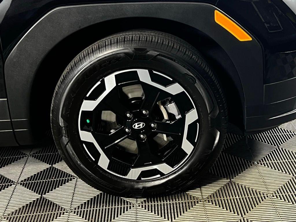 used 2025 Hyundai Santa Fe car, priced at $27,773