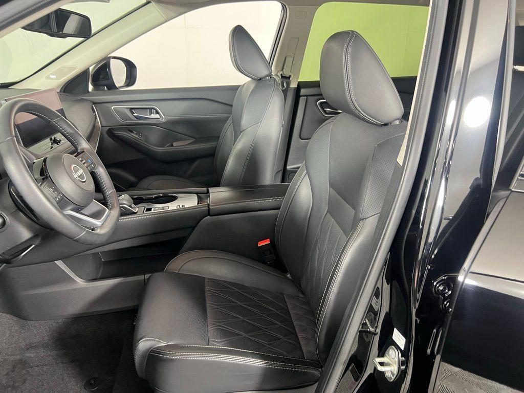 used 2024 Nissan Rogue car, priced at $24,975