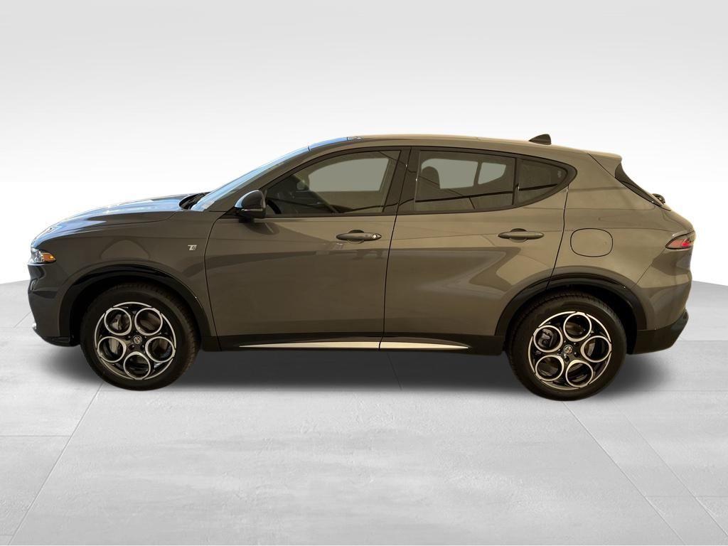 new 2024 Alfa Romeo Tonale car, priced at $45,450