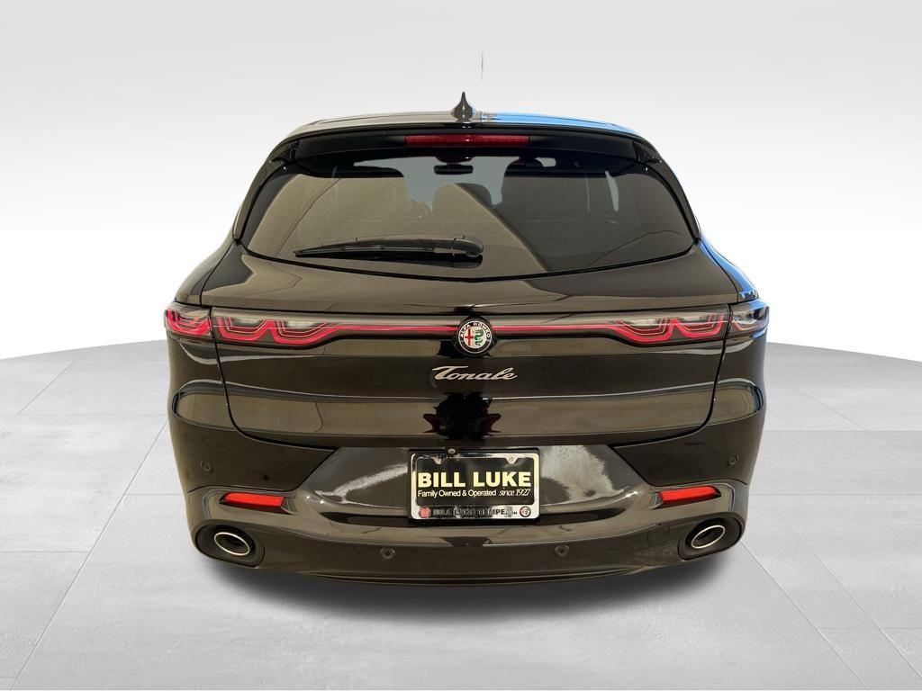 new 2024 Alfa Romeo Tonale car, priced at $34,190