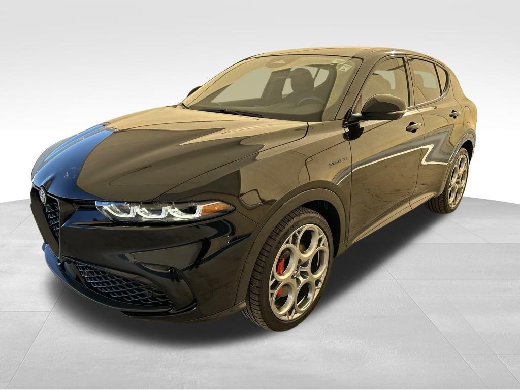new 2024 Alfa Romeo Tonale car, priced at $34,190