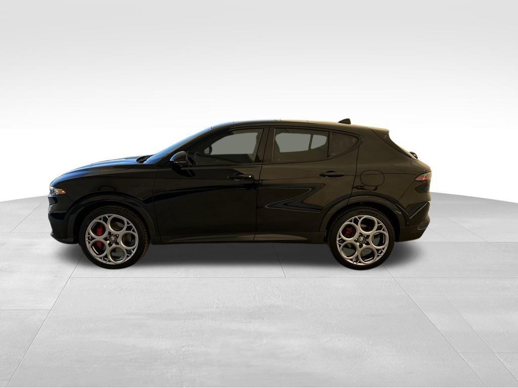 new 2024 Alfa Romeo Tonale car, priced at $34,190